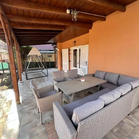 Izabella Vendeghaz דירה באלאטונסארסו