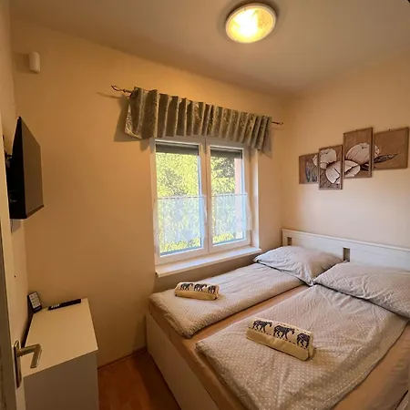 דירה Izabella Vendeghaz באלאטונסארסו